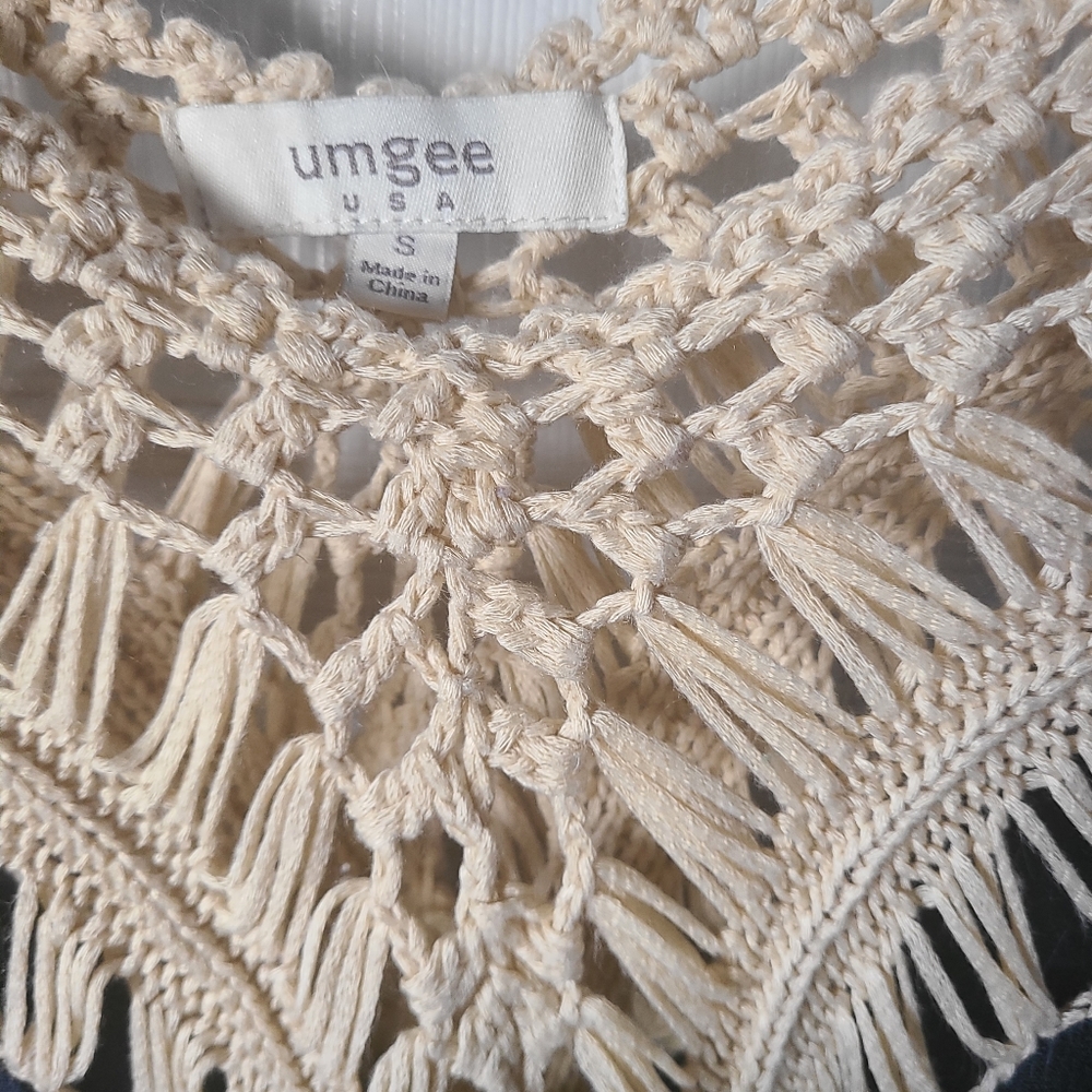 Umgee top size small - Picture 5 of 5